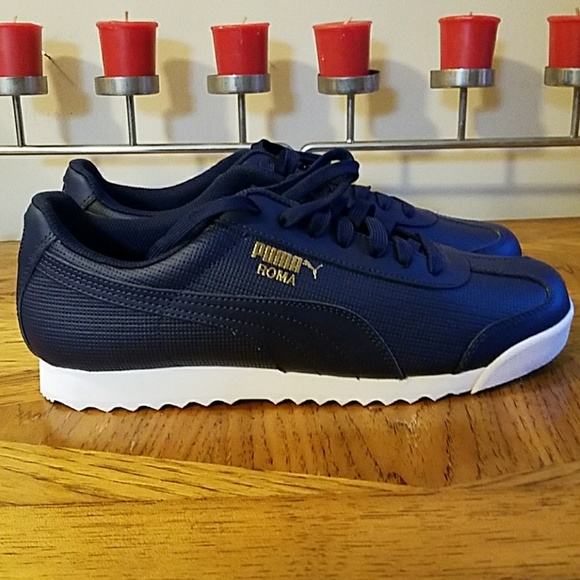 navy blue puma roma